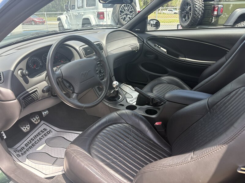 2001 Ford Mustang Bullitt - Photo 8 - Lecanto, FL 34461
