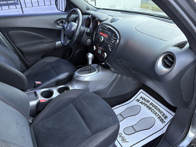 2012 Nissan JUKE S - Photo 18 - Lecanto, FL 34461