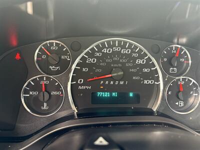 2025 Chevrolet Express 3500 Extended Cargo Van - Photo 23 - Lecanto, FL 34461