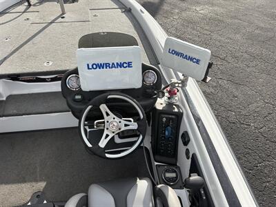 2017 Phoenix 919 ProXP   - Photo 17 - Lecanto, FL 34461