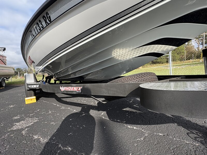 2017 Phoenix 919 ProXP   - Photo 22 - Lecanto, FL 34461