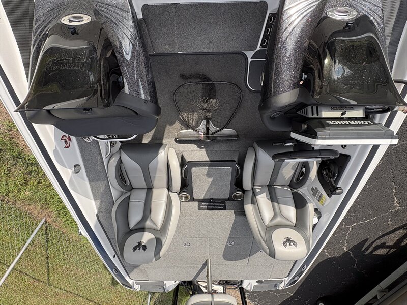 2017 Phoenix 919 ProXP   - Photo 16 - Lecanto, FL 34461