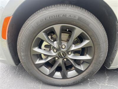 2022 Chrysler Pacifica Touring Wheelchair Accessible - Photo 10 - Lecanto, FL 34461
