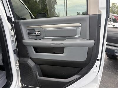 2020 RAM 1500 Classic SLT - Photo 30 - Lecanto, FL 34461