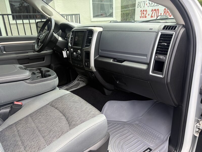 2020 RAM 1500 Classic SLT - Photo 26 - Lecanto, FL 34461