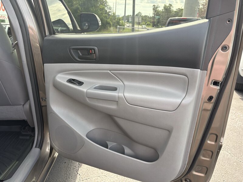 2014 Toyota Tacoma PreRunner V6 TRD SPORT - Photo 26 - Lecanto, FL 34461