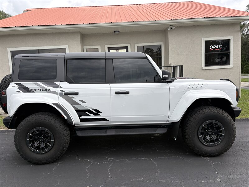 2023 Ford Bronco Raptor - Photo 5 - Lecanto, FL 34461