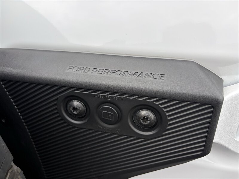 2023 Ford Bronco Raptor - Photo 48 - Lecanto, FL 34461