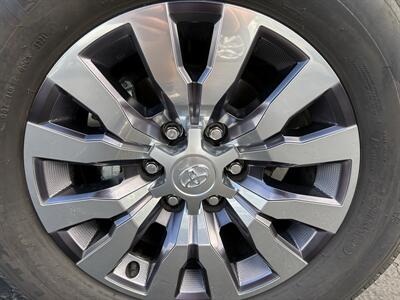 2023 Toyota Tacoma Limited   - Photo 42 - Lecanto, FL 34461