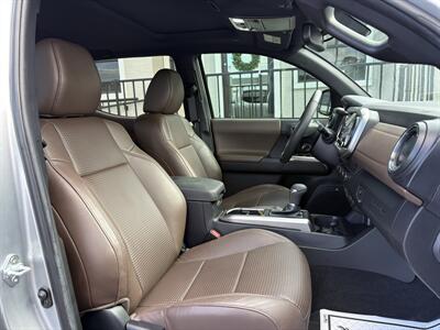 2023 Toyota Tacoma Limited   - Photo 24 - Lecanto, FL 34461