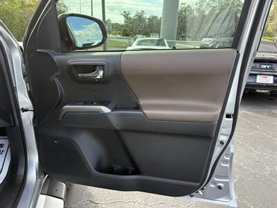 2023 Toyota Tacoma Limited   - Photo 22 - Lecanto, FL 34461