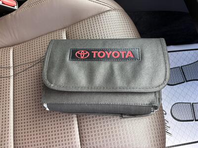 2023 Toyota Tacoma Limited   - Photo 25 - Lecanto, FL 34461