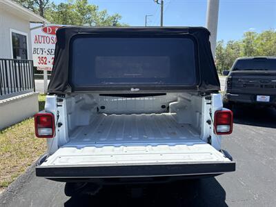 2020 Jeep Gladiator Sport S   - Photo 24 - Lecanto, FL 34461
