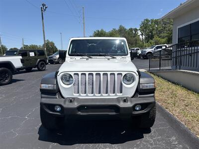 2020 Jeep Gladiator Sport S   - Photo 2 - Lecanto, FL 34461