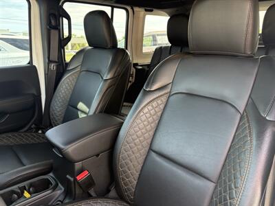 2023 Jeep Wrangler Sahara 4xe   - Photo 10 - Lecanto, FL 34461