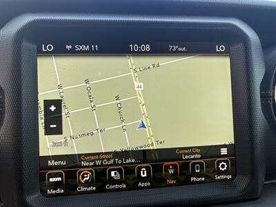 2023 Jeep Wrangler Sahara 4xe   - Photo 13 - Lecanto, FL 34461