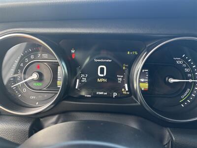 2023 Jeep Wrangler Sahara 4xe   - Photo 11 - Lecanto, FL 34461