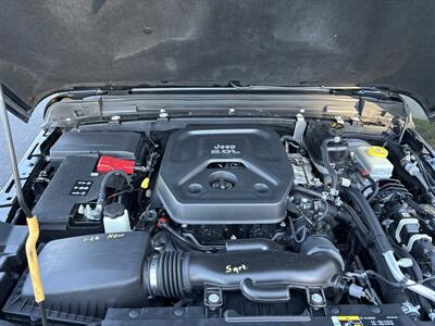 2020 Jeep Wrangler Unlimited Sahara   - Photo 24 - Lecanto, FL 34461