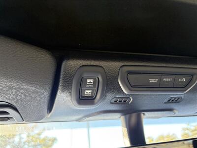 2020 Jeep Wrangler Unlimited Sahara   - Photo 11 - Lecanto, FL 34461