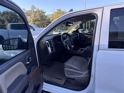 2017 GMC Sierra 1500 SLT   - Photo 12 - Lecanto, FL 34461