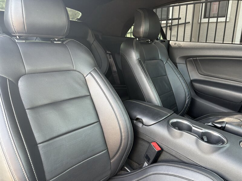 2018 Ford Mustang GT Premium - Photo 15 - Lecanto, FL 34461