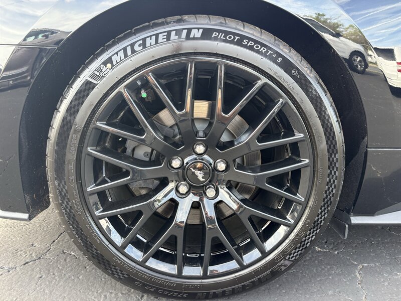 2018 Ford Mustang GT Premium - Photo 19 - Lecanto, FL 34461