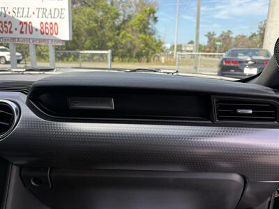 2018 Ford Mustang GT Premium - Photo 17 - Lecanto, FL 34461