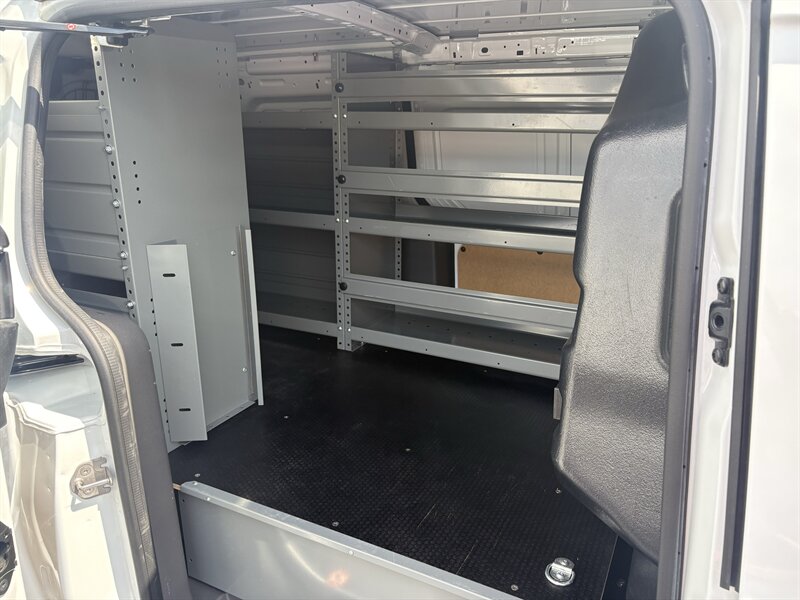 2023 Ford Transit Connect XLT - Photo 28 - Lecanto, FL 34461