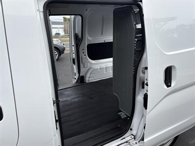 2018 Nissan NV200 S   - Photo 15 - Lecanto, FL 34461