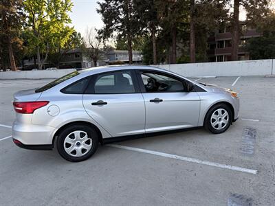 2017 Ford Focus S   - Photo 6 - Campbell, CA 95008