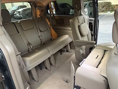 2016 Chrysler Town and Country Touring - Photo 11 - Campbell, CA 95008