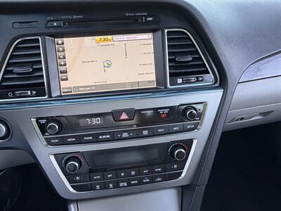 2017 Hyundai SONATA Plug-in Hybrid Limited   - Photo 15 - Campbell, CA 95008