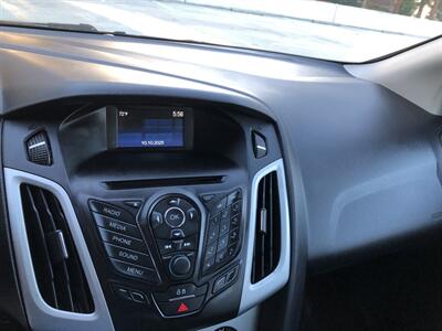 2014 Ford Focus SE   - Photo 18 - Campbell, CA 95008