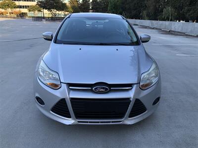 2014 Ford Focus SE   - Photo 1 - Campbell, CA 95008
