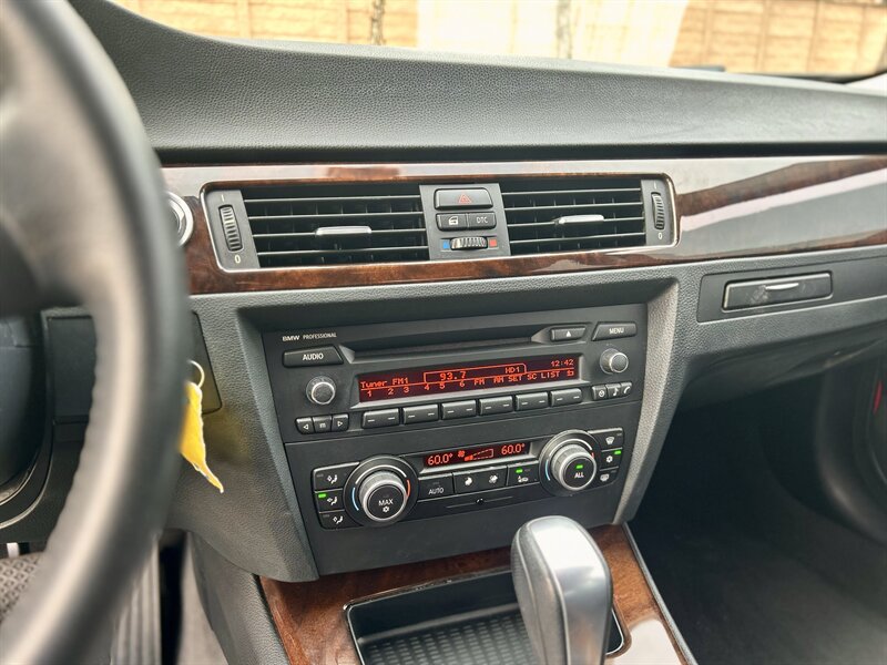 2010 BMW BMW 328i LEATHER ROOF 61K LOW MILES BLUETOOTH YOUTUBE VIDEO   - Photo 45 - Stafford, TX 77477