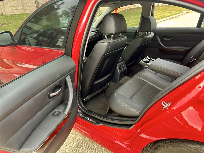 2010 BMW BMW 328i LEATHER ROOF 61K LOW MILES BLUETOOTH YOUTUBE VIDEO   - Photo 56 - Stafford, TX 77477