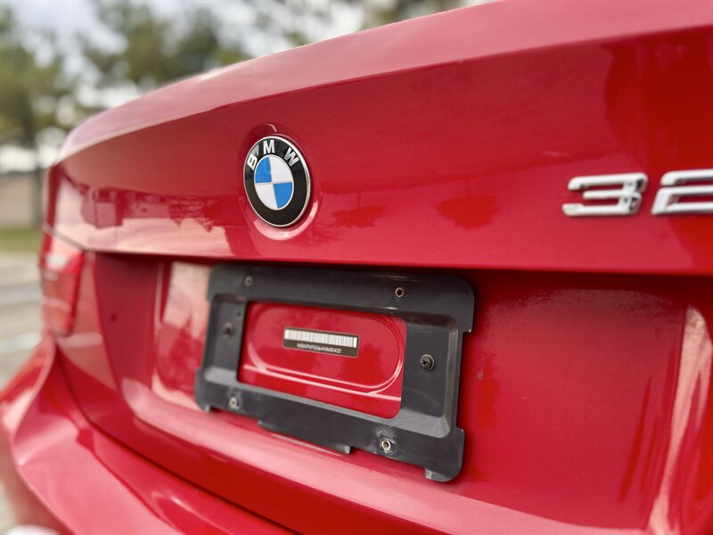 2010 BMW BMW 328i LEATHER ROOF 61K LOW MILES BLUETOOTH YOUTUBE VIDEO   - Photo 38 - Stafford, TX 77477