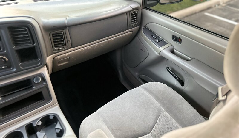2004 Chevrolet CHEVROLET TAHOE LS ROOF RACK BOSE   - Photo 54 - Stafford, TX 77477