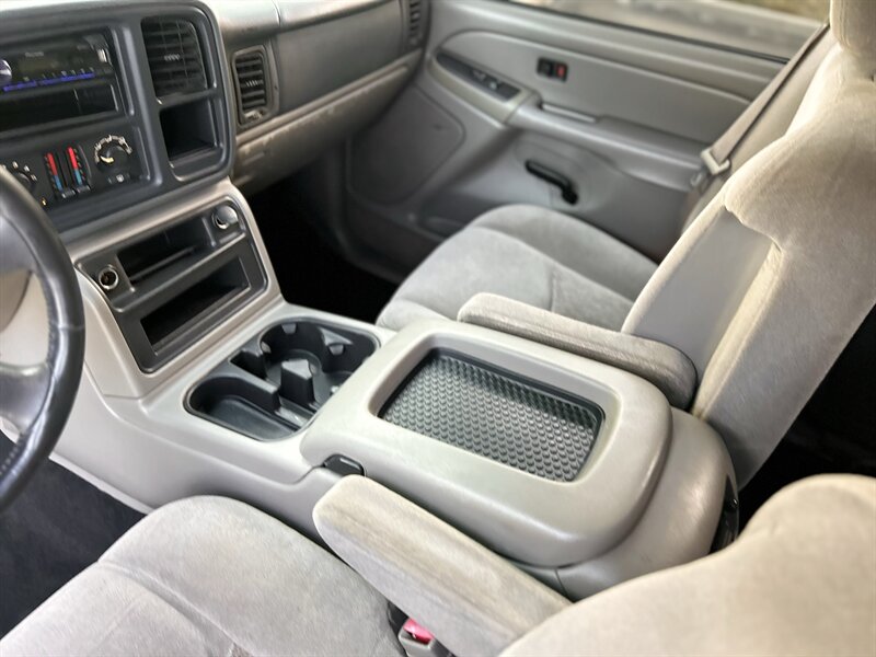 2004 Chevrolet CHEVROLET TAHOE LS ROOF RACK BOSE   - Photo 43 - Stafford, TX 77477