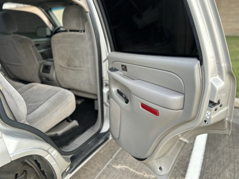 2004 Chevrolet CHEVROLET TAHOE LS ROOF RACK BOSE   - Photo 64 - Stafford, TX 77477