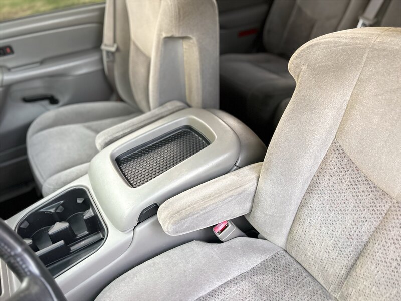 2004 Chevrolet CHEVROLET TAHOE LS ROOF RACK BOSE   - Photo 45 - Stafford, TX 77477