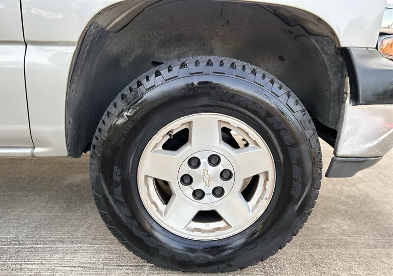 2004 Chevrolet CHEVROLET TAHOE LS ROOF RACK BOSE   - Photo 89 - Stafford, TX 77477
