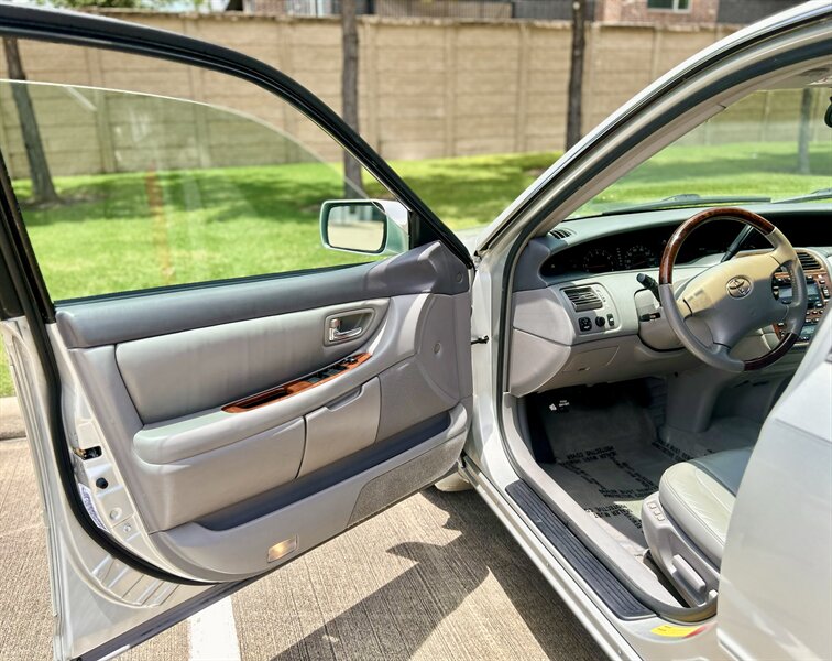 2003 Toyota TOYOTA AVALON XLS LEATHER WOOD-STEERING JBL 1 OWNER  YOUTUBE VIDEO   - Photo 44 - Stafford, TX 77477