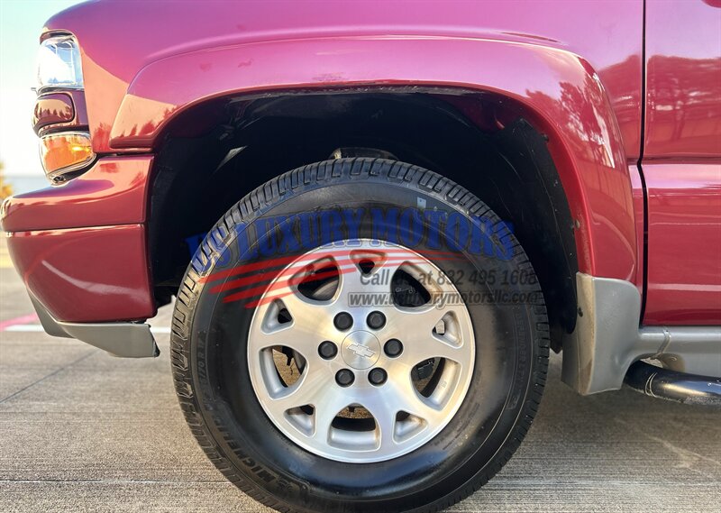 2006 Chevrolet CHEVROLET TAHOE Z71 4X4 LEATHER NAV DVD FOG LIGHTS ROOF RACK 4WD   - Photo 11 - Stafford, TX 77477