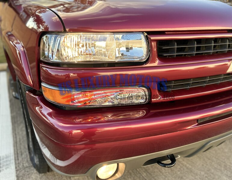 2006 Chevrolet CHEVROLET TAHOE Z71 4X4 LEATHER NAV DVD FOG LIGHTS ROOF RACK 4WD   - Photo 4 - Stafford, TX 77477