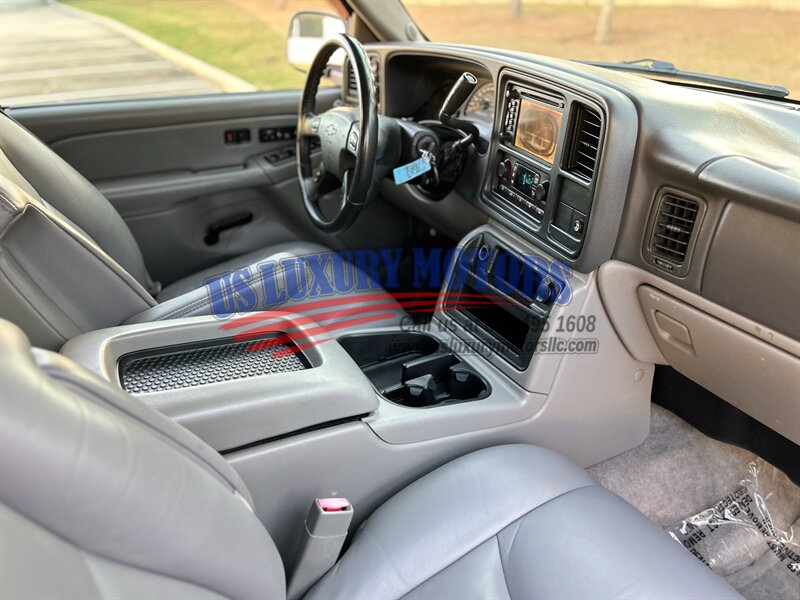 2006 Chevrolet CHEVROLET TAHOE Z71 4X4 LEATHER NAV DVD FOG LIGHTS ROOF RACK 4WD   - Photo 82 - Stafford, TX 77477