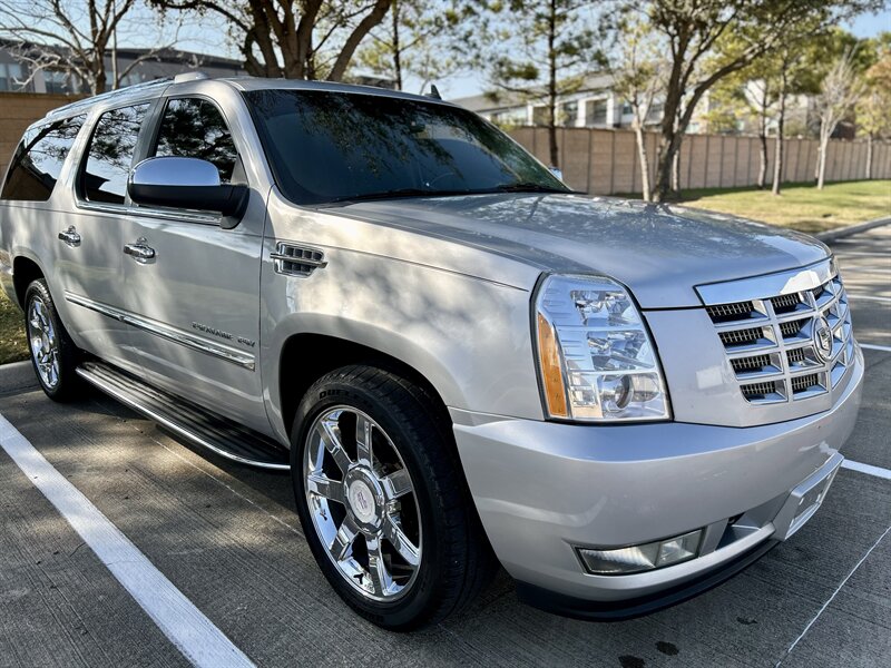 2010 Cadillac Escalade ESV LUXURY AWD DVD HTD & COOL SEATS YOU TUBE VIDEO   - Photo 5 - Stafford, TX 77477