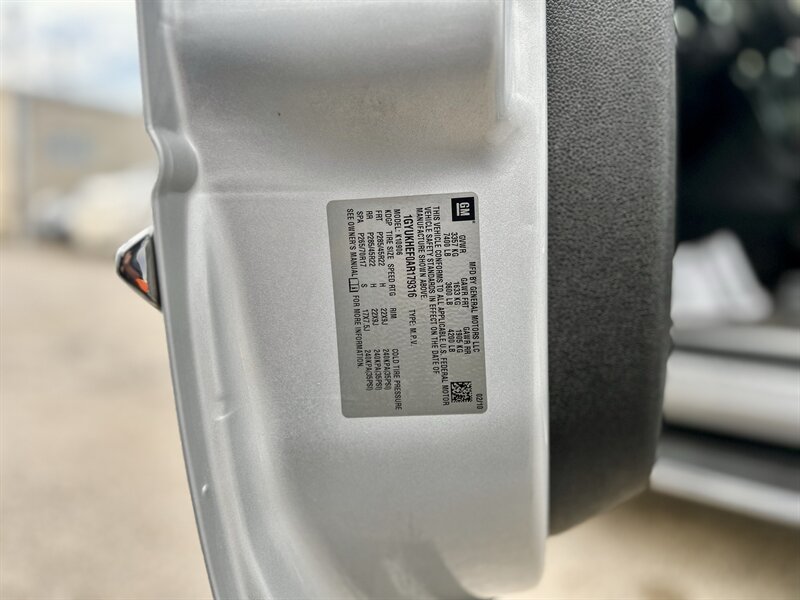 2010 Cadillac CADILLAC ESCALADE ESV AWD LUXURY DVD 4X4 7 PASSENGER CHROME WHEELS   - Photo 19 - Stafford, TX 77477