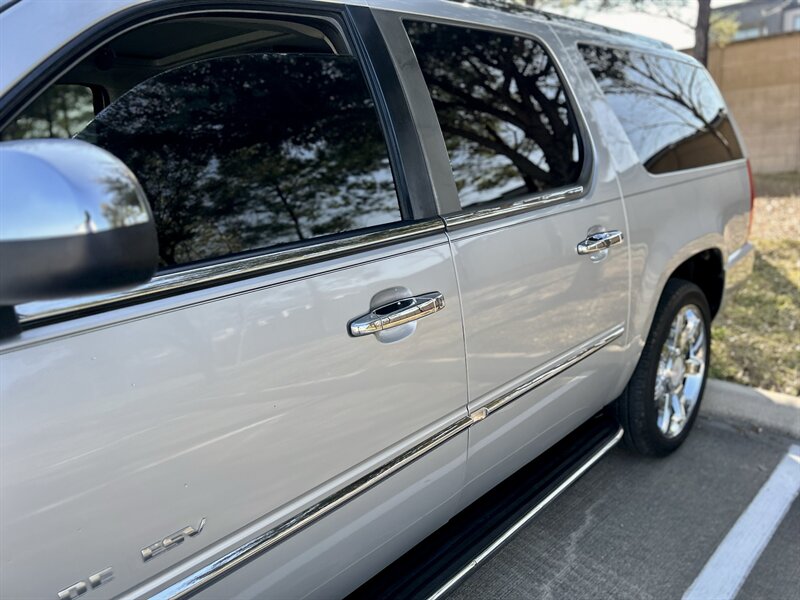 2010 Cadillac Escalade ESV LUXURY AWD DVD HTD & COOL SEATS YOU TUBE VIDEO   - Photo 23 - Stafford, TX 77477