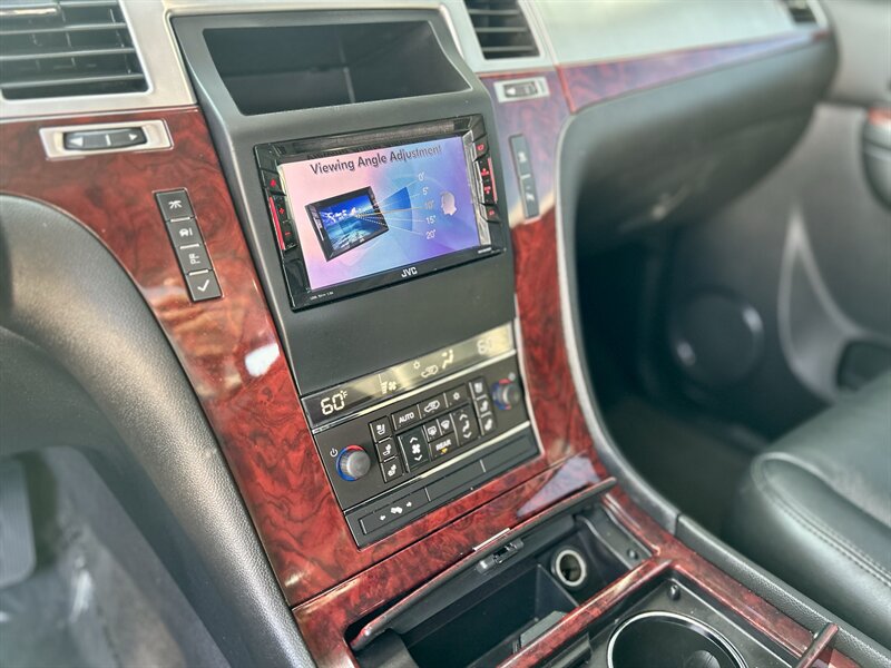 2010 Cadillac Escalade ESV LUXURY AWD DVD HTD & COOL SEATS YOU TUBE VIDEO   - Photo 55 - Stafford, TX 77477